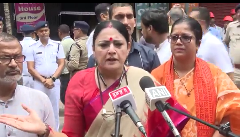 নিউমার্কেটের ঘটনাতেও কাঠগড়ায় তৃণমূল, অভিযোগ অগ্নিমিত্রার
