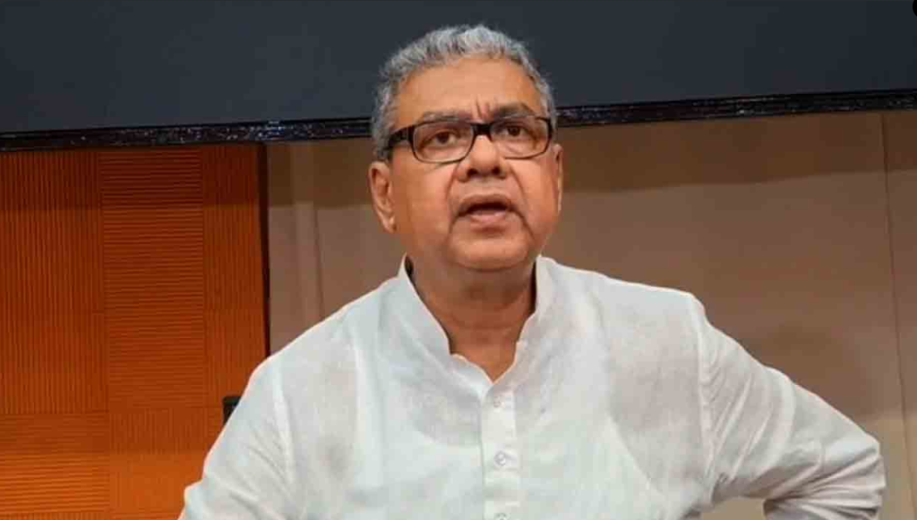 দেহদান প্রশ্নে কার্যত সুর নরম স্বাস্থ্যমন্ত্রী শারদ্বতের !