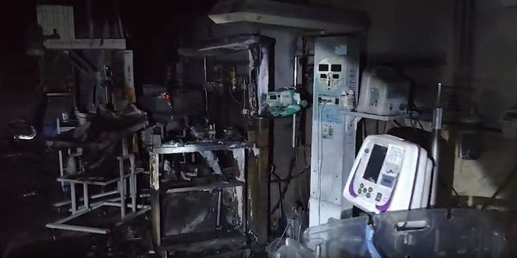 অমরাবতী জেলা মহিলা হাসপাতালে ভয়াবহ আগুন, মৃত্যু ৩ নবজাতকের
