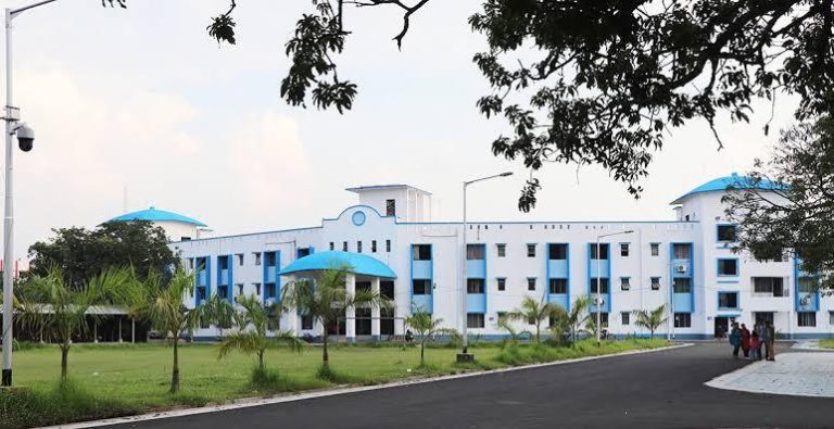 ফের বিশ্ববিদ্যালয়ে ছাত্র সংঘর্ষ !