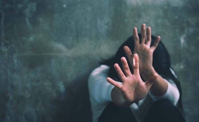নির্ভয়াকাণ্ডের ছায়া:‌ দিল্লির বাসে গণধর্ষণ কিশোরীকে