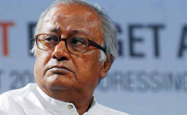 কলকাতা বিমানবন্দরে “চোর” স্লোগান সৌগত রায়কে