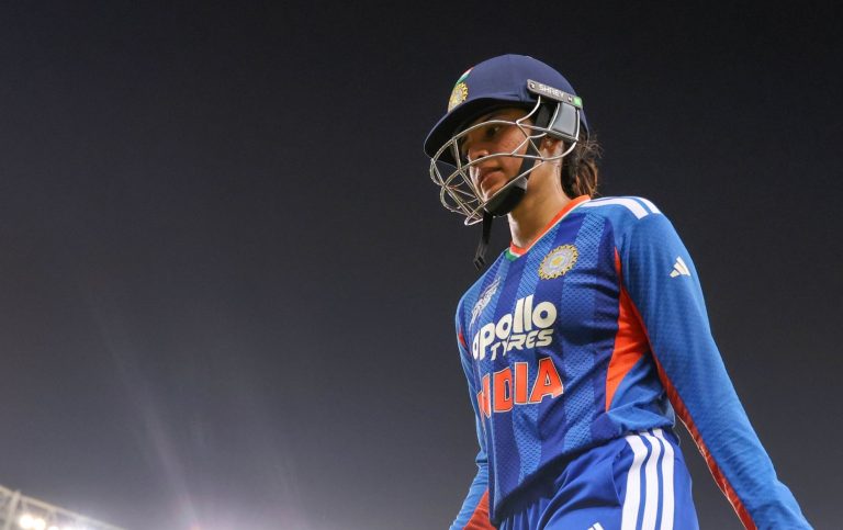 Women Asia Cup: স্মৃতির ব্যাটে রেকর্ডের ঝড়, হংকংকে উড়িয়ে পাকিস্তান ম্যাচের আগে ভারতের হুঙ্কার