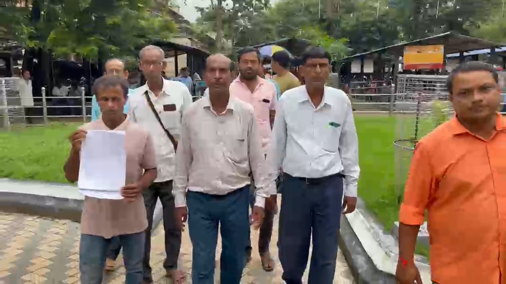 বীরভূমে কয়লাখনি প্রকল্প নিয়ে স্মারকলিপি, প্রশাসনের বিরুদ্ধে ক্ষোভ কৃষকদের একাংশের