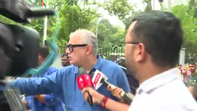 ক্যামাক স্ট্রিট কাণ্ড: শেক্সপিয়র সরণি থানায় হাজিরা ডেরেক ও’ব্রায়েনের