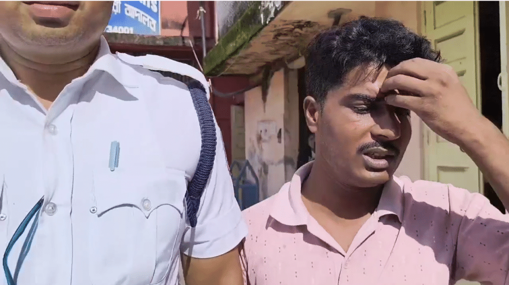 সরকারি আধিকারিক পরিচয়ে হুমকি ও তোলাবাজির অভিযোগে ধৃত ১