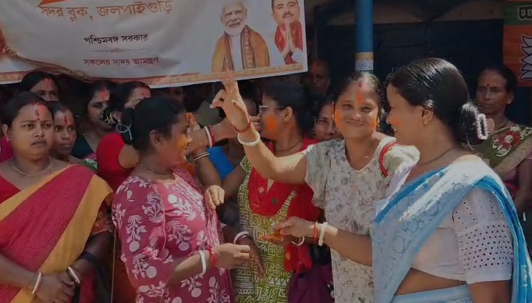 তিস্তা পাড়ে ‘গেরুয়া সকাল’, খাড়িয়া গ্রাম পঞ্চায়েতে বোর্ড গঠন বিজেপির