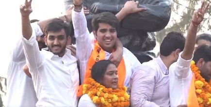 দিল্লি বিশ্ববিদ্যালয়ের ছাত্রভোটে তিনটি পদই এবিভিপি–র দখলে