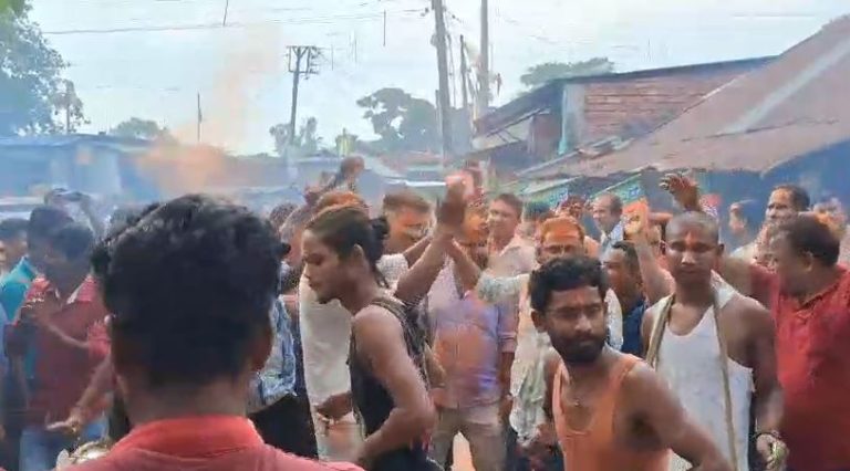 বাম-তৃণমূলের সমর্থনে এক সদস্যের বিজেপি গ্রাম পঞ্চায়েতে প্রধান