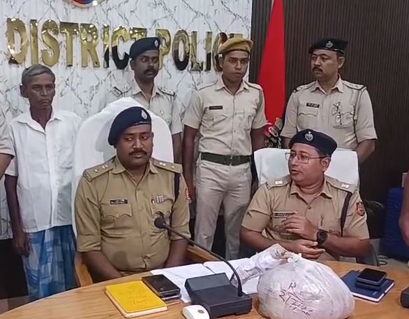 কালিয়াচকে উদ্ধার ২ কোটির ব্রাউন সুগার
