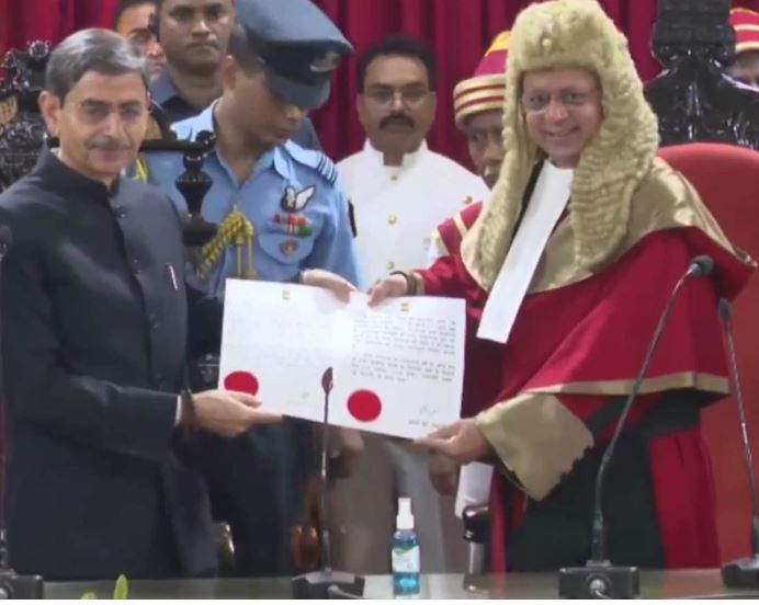 কলকাতা হাইকোর্টের ৪৫ তম প্রধান বিচারপতি হলেন রবীন্দ্র ভি ঘুগে