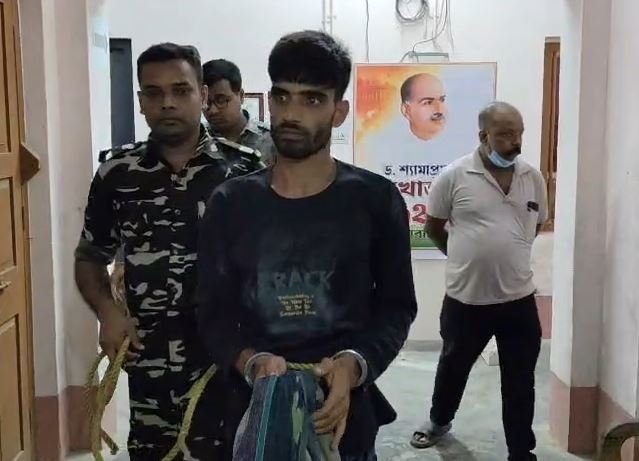 নদীয়ায় গ্রেপ্তার ৪ মহিলা-সহ ৫ বাংলাদেশি অনুপ্রবেশকারী