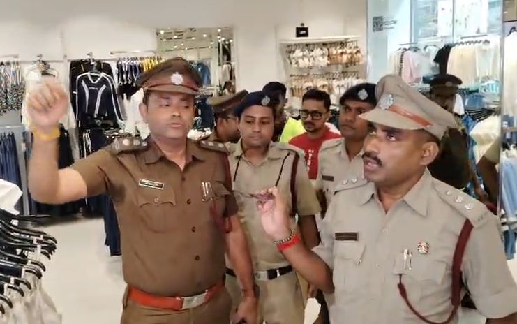 দমকল ও পুরনিগমের যৌথ অভিযান হাতিবাগানে