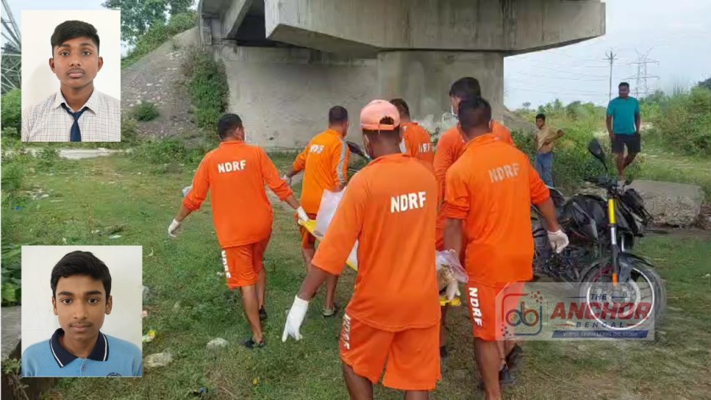 মহানন্দা থেকে উদ্ধার দুই ছাত্রের দেহ, শোকের ছায়া ফুলবাড়িতে