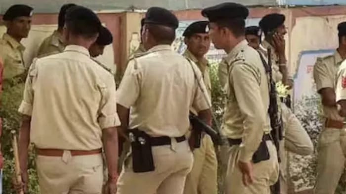 রাজ্য পুলিশে পদোন্নতি ও ব্যাপক রদবদল