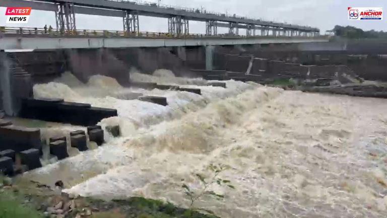 ২২ হাজার কিউসেক জল ছাড়ল তিলপাড়া ব্যারেজ, আতঙ্ক