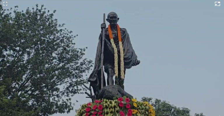১৫৭তম জন্মবার্ষিকীতে রাজ্যে নানা কর্মসূচিতে স্মরণ করা হল মহাত্মাকে   