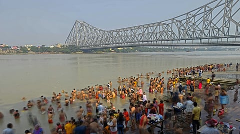 দেবীপক্ষের সূচনায় মহালয়ার ভোরে ঘাটে-ঘাটে তর্পণের প্রস্তুতি, চলছে প্রশাসনের নজরদারি