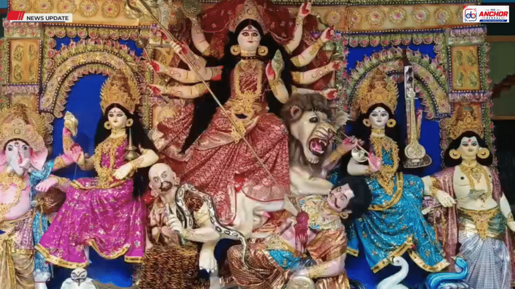 বাংলাদেশ থেকে আনা জলে আজও পুজিতা হন তিলাসন জমিদার বাড়ির দুর্গা