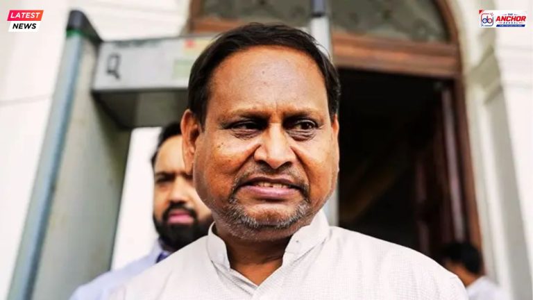 রাজনীতি ছেড়ে দেবেন, বিধানসভাতেও আসবেন না, কেঁদে ফেললেন হুমায়ুন কবীর