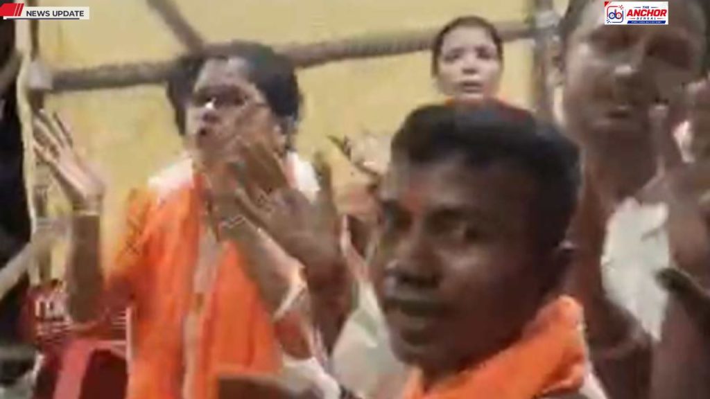 সিপিএমের বইয়ের স্টলকে কেন্দ্র করে উত্তপ্ত বারাসাত, নাগেরবাজার