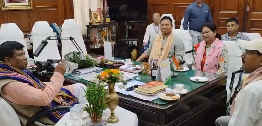 পশ্চিমবঙ্গ বিধানসভা পরিদর্শনে ত্রিপুরার লাইব্রেরি কমিটির চার সদস্যের প্রতিনিধি দল