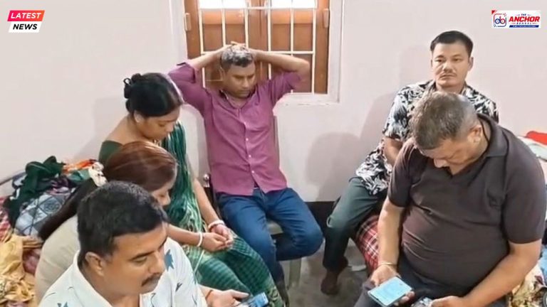 শিলিগুড়িতে বেআইনি আধার কেন্দ্র, গ্রেপ্তার ২ বাংলাদেশি সহ ৩