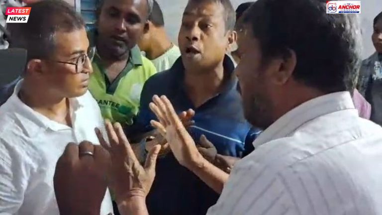 শিক্ষিকার ওপর নজরদারি, বাথরুমে উঁকিঝুঁকি! অভিযুক্ত প্রধান শিক্ষক