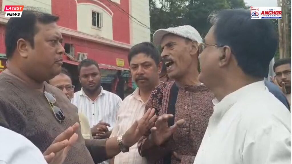 রেলের উচ্ছেদ নোটিশ ঘিরে উত্তেজনা শিলিগুড়ি রেলওয়ে জংশন এলাকায়
