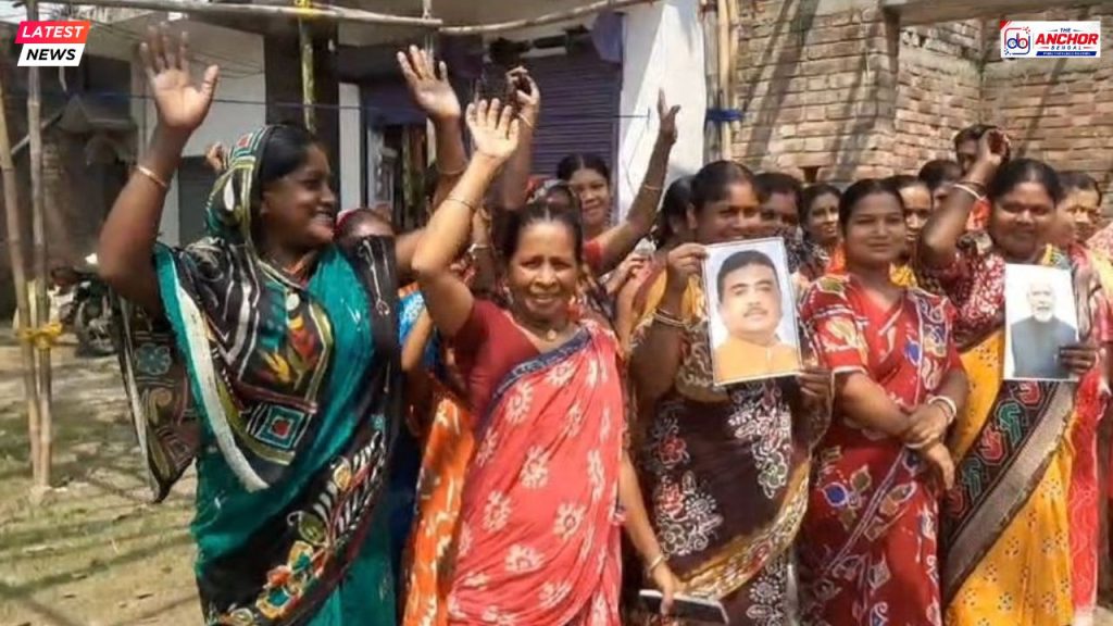 অন্নপূর্ণা ভাণ্ডারের টাকায় দুর্গাপুজোর উদ্যোগ মহিলাদের